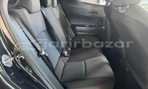 Buy Used 2019 Toyota C-HR in Dhaka, Dhaka Buy Used 2019 Toyota C-HR in Dhaka, Dhaka