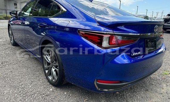 Buy Used 2019 Lexus ES in Dhaka, Dhaka Buy Used 2019 Lexus ES in Dhaka, Dhaka