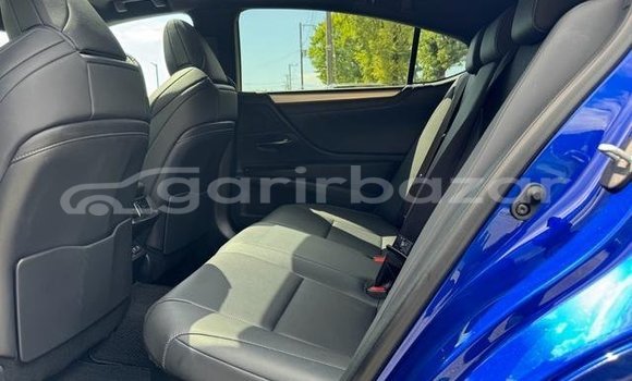 Buy Used 2019 Lexus ES in Dhaka, Dhaka Buy Used 2019 Lexus ES in Dhaka, Dhaka