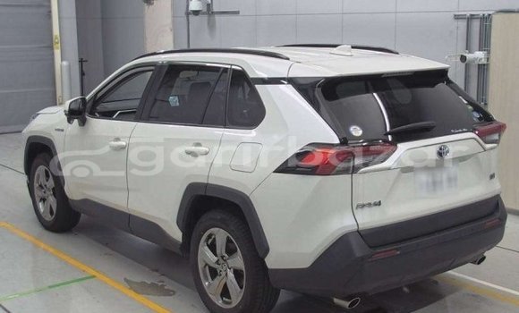 Buy Used 2021 Toyota RAV4 in Dhaka, Dhaka Buy Used 2021 Toyota RAV4 in Dhaka, Dhaka