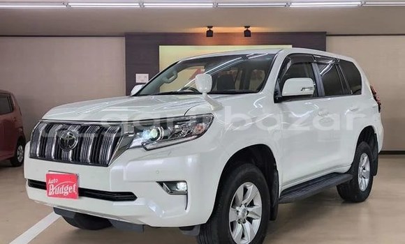 Buy Used 2019 Toyota Land Cruiser in Dhaka, Dhaka Buy Used 2019 Toyota Land Cruiser in Dhaka, Dhaka