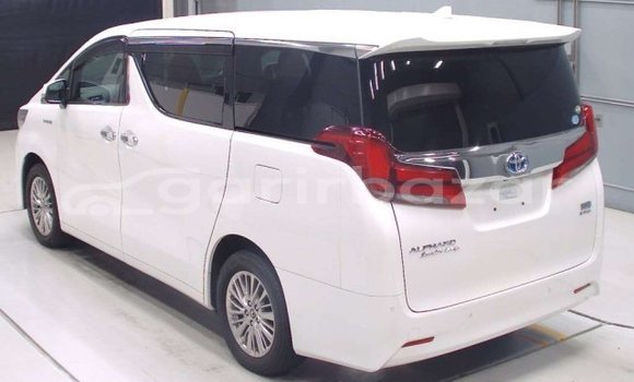 Buy Used 2019 Toyota Alphard in Dhaka, Dhaka Buy Used 2019 Toyota Alphard in Dhaka, Dhaka