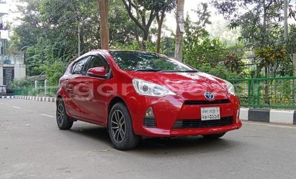 কেনা ব্যবহৃত Toyota Aqua Red গাড়ী মধ্যে ঢাকা মধ্যে Dhaka কেনা ব্যবহৃত Toyota Aqua Red গাড়ী মধ্যে ঢাকা মধ্যে Dhaka