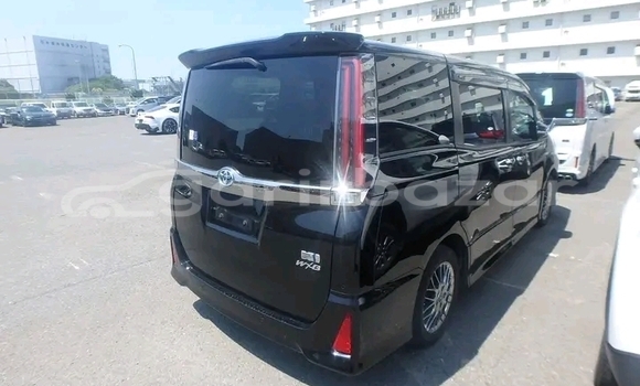 Buy Used Toyota Noah in Baniachang, Habiganj Buy Used Toyota Noah in Baniachang, Habiganj