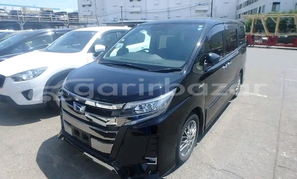 Buy Used Toyota Noah in Baniachang, Habiganj Buy Used Toyota Noah in Baniachang, Habiganj