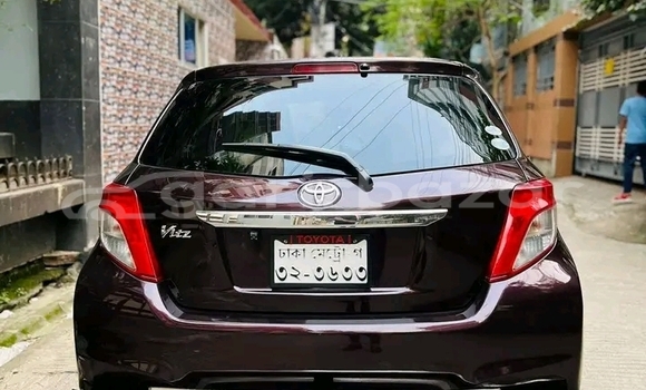 Buy Used Toyota Vitz in Bhandaria, Pirojpur Buy Used Toyota Vitz in Bhandaria, Pirojpur