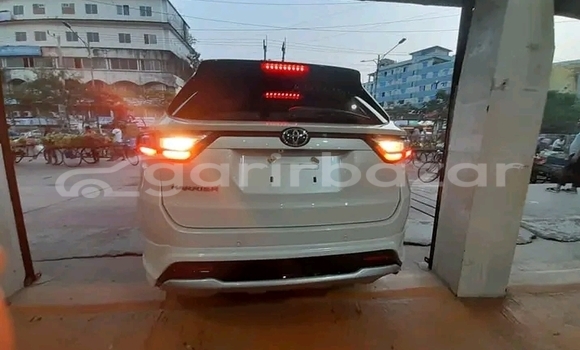 Buy Used Toyota Harrier in Abhaynagar, Jessor Buy Used Toyota Harrier in Abhaynagar, Jessor