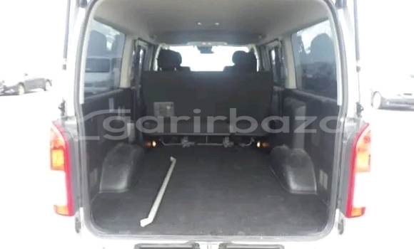 Buy Used Toyota Hiace in Bochanganj, Dinajpur Buy Used Toyota Hiace in Bochanganj, Dinajpur