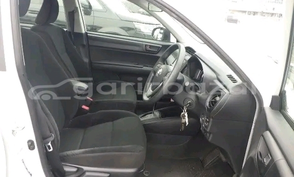 Buy Used Toyota Axio in Abhaynagar, Jessor Buy Used Toyota Axio in Abhaynagar, Jessor