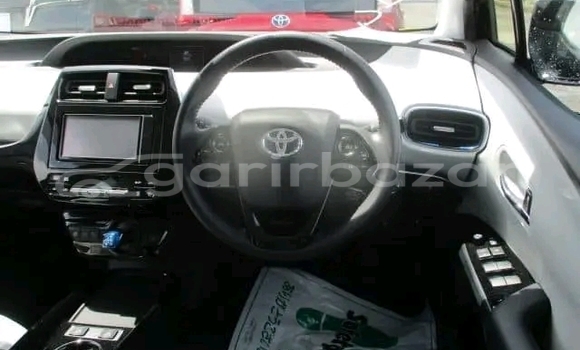 Buy Used Toyota Prius in Baniachang, Habiganj Buy Used Toyota Prius in Baniachang, Habiganj