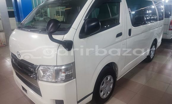 Buy Used 2019 Toyota Hiace in Dhaka, Dhaka Buy Used 2019 Toyota Hiace in Dhaka, Dhaka
