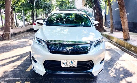 Buy Used 2019 Toyota Harrier in Dhaka, Dhaka Buy Used 2019 Toyota Harrier in Dhaka, Dhaka