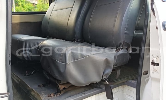 Buy Used 1997 Toyota Noah in Dhaka, Dhaka Buy Used 1997 Toyota Noah in Dhaka, Dhaka