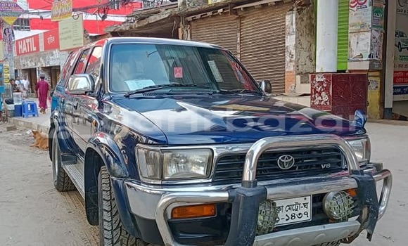 Buy Used 1993 Toyota Hilux in Dhaka, Dhaka Buy Used 1993 Toyota Hilux in Dhaka, Dhaka