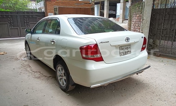 Buy Used 2010 Toyota axio in Dhaka, Dhaka Buy Used 2010 Toyota axio in Dhaka, Dhaka