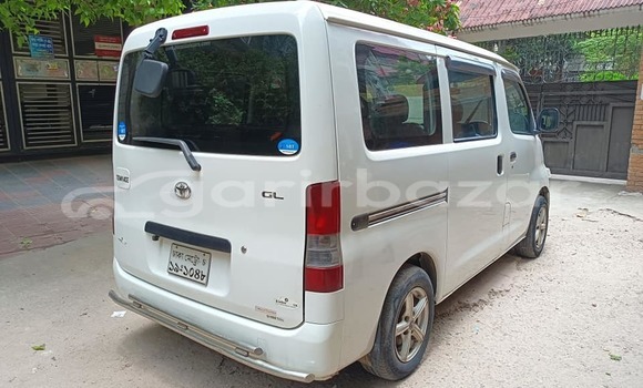 Buy Used 2011 Toyota TownAce in Dhaka, Dhaka Buy Used 2011 Toyota TownAce in Dhaka, Dhaka