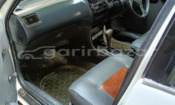 Buy Used 2001 Mercedes-Benz c-class in Dhaka, Dhaka Buy Used 2001 Mercedes-Benz c-class in Dhaka, Dhaka