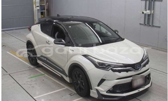 কেনা ব্যবহৃত Toyota C-HR White গাড়ী মধ্যে ঢাকা মধ্যে Dhaka কেনা ব্যবহৃত Toyota C-HR White গাড়ী মধ্যে ঢাকা মধ্যে Dhaka