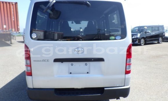 কেনা ব্যবহৃত Toyota Hiace Other গাড়ী মধ্যে ঢাকা মধ্যে Dhaka কেনা ব্যবহৃত Toyota Hiace Other গাড়ী মধ্যে ঢাকা মধ্যে Dhaka