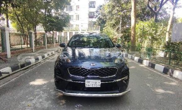 Buy Used 2018 Mercedes-Benz sportage in Dhaka, Dhaka Buy Used 2018 Mercedes-Benz sportage in Dhaka, Dhaka