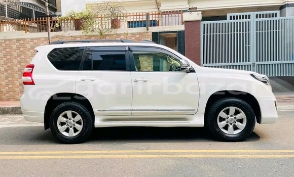 কেনা ব্যবহৃত Toyota Land cruiser prado White গাড়ী মধ্যে বান্দরবান মধ্যে Bandarban কেনা ব্যবহৃত Toyota Land cruiser prado White গাড়ী মধ্যে বান্দরবান মধ্যে Bandarban