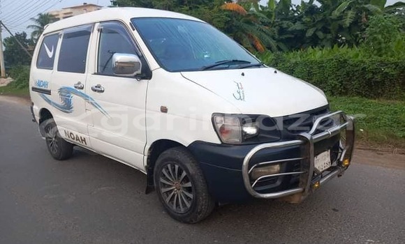 Buy Used 2015 Toyota Noah in Dhaka, Dhaka Buy Used 2015 Toyota Noah in Dhaka, Dhaka