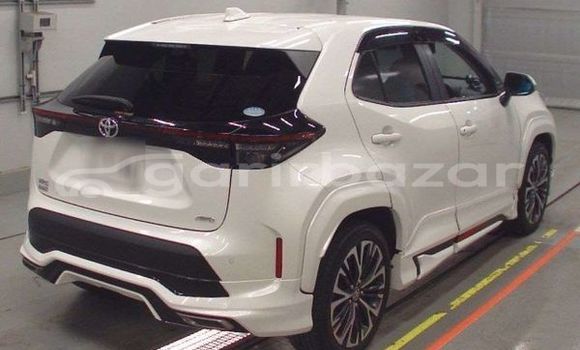 Buy Used 2020 Toyota Yaris in Dhaka, Dhaka Buy Used 2020 Toyota Yaris in Dhaka, Dhaka