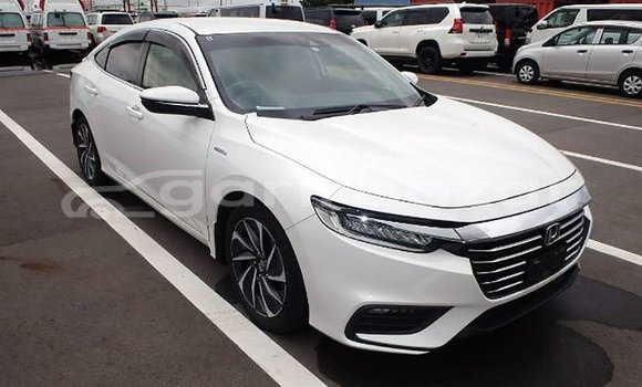 কেনা ব্যবহৃত Honda Insight White গাড়ী মধ্যে ঢাকা মধ্যে Dhaka