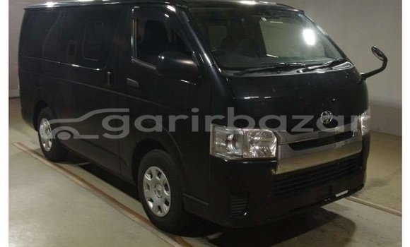 Buy Used 2019 Toyota Hiace in Dhaka, Dhaka Buy Used 2019 Toyota Hiace in Dhaka, Dhaka