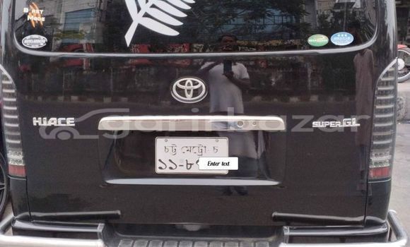 Buy Used 2016 Toyota Hiace in Dhaka, Dhaka Buy Used 2016 Toyota Hiace in Dhaka, Dhaka