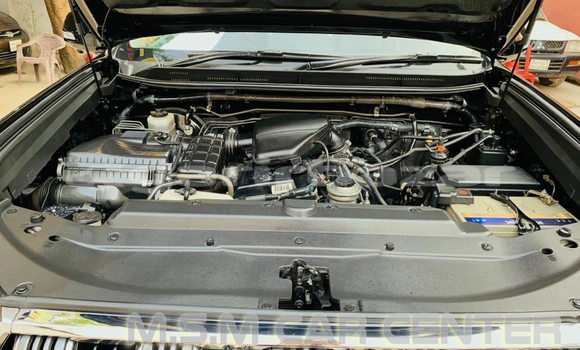 Buy Used 2011 Toyota Land Cruiser Prado in Dhaka, Dhaka Buy Used 2011 Toyota Land Cruiser Prado in Dhaka, Dhaka