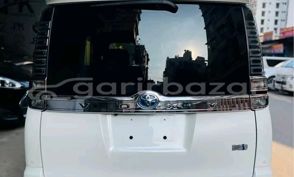 কেনা ব্যবহৃত Toyota Voxy White গাড়ী মধ্যে অভয়নগর মধ্যে Jessor কেনা ব্যবহৃত Toyota Voxy White গাড়ী মধ্যে অভয়নগর মধ্যে Jessor