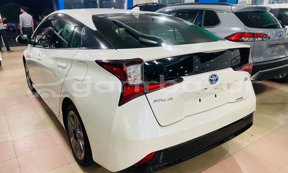 কেনা ব্যবহৃত Toyota prius White গাড়ী মধ্যে ঢাকা মধ্যে Dhaka কেনা ব্যবহৃত Toyota prius White গাড়ী মধ্যে ঢাকা মধ্যে Dhaka