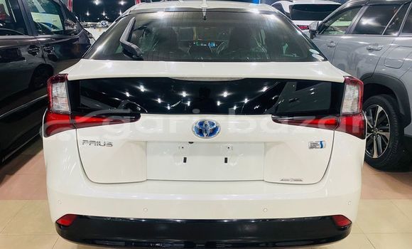 কেনা ব্যবহৃত Toyota prius White গাড়ী মধ্যে ঢাকা মধ্যে Dhaka কেনা ব্যবহৃত Toyota prius White গাড়ী মধ্যে ঢাকা মধ্যে Dhaka