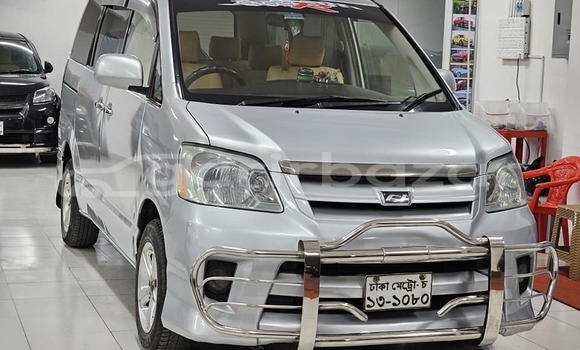 Buy Used 2010 Toyota X Noah in Dhaka, Dhaka Buy Used 2010 Toyota X Noah in Dhaka, Dhaka