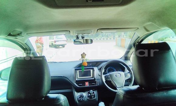 কেনা ব্যবহৃত Toyota Noah Other গাড়ী মধ্যে ঢাকা মধ্যে Dhaka কেনা ব্যবহৃত Toyota Noah Other গাড়ী মধ্যে ঢাকা মধ্যে Dhaka