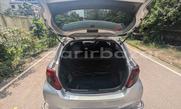 Buy Used 2019 Toyota Vitz in Dhaka, Dhaka Buy Used 2019 Toyota Vitz in Dhaka, Dhaka