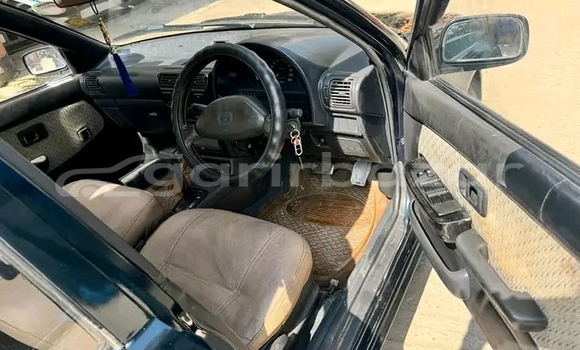 কেনা ব্যবহৃত Toyota Starlet Black গাড়ী মধ্যে অভয়নগর মধ্যে Jessor কেনা ব্যবহৃত Toyota Starlet Black গাড়ী মধ্যে অভয়নগর মধ্যে Jessor