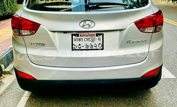 কেনা ব্যবহৃত Hyundai Tucson White গাড়ী মধ্যে অভয়নগর মধ্যে Jessor কেনা ব্যবহৃত Hyundai Tucson White গাড়ী মধ্যে অভয়নগর মধ্যে Jessor