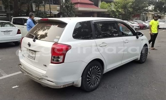 কেনা ব্যবহৃত Toyota IST White গাড়ী মধ্যে ঢাকা মধ্যে Dhaka কেনা ব্যবহৃত Toyota IST White গাড়ী মধ্যে ঢাকা মধ্যে Dhaka