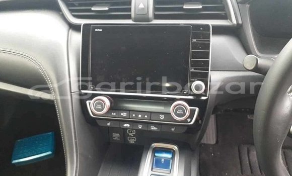 Buy Used 2020 Honda Insight in Dhaka, Dhaka Buy Used 2020 Honda Insight in Dhaka, Dhaka