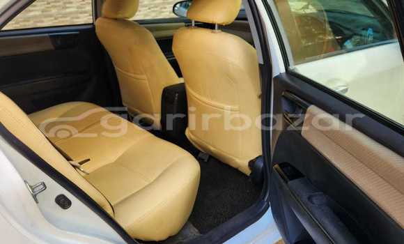 কিনুন নতুন Toyota গাড়ী কিনুন নতুন Toyota গাড়ী
