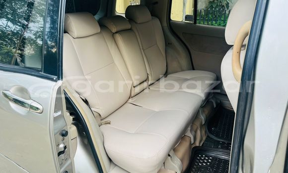 Buy Used 2005 Toyota raum in Dhaka, Dhaka Buy Used 2005 Toyota raum in Dhaka, Dhaka