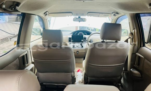 Buy Used 2005 Toyota raum in Dhaka, Dhaka Buy Used 2005 Toyota raum in Dhaka, Dhaka