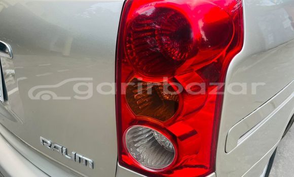 Buy Used 2005 Toyota raum in Dhaka, Dhaka Buy Used 2005 Toyota raum in Dhaka, Dhaka