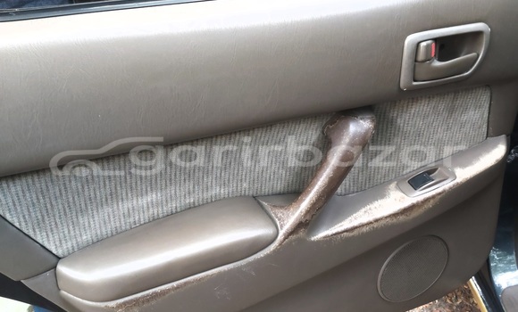কিনুন ব্যবহৃত Toyota গাড়ী কিনুন ব্যবহৃত Toyota গাড়ী