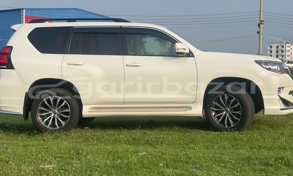 Buy Used 2017 Toyota land cruiser-prado tx limited in Dhaka, Dhaka Buy Used 2017 Toyota land cruiser-prado tx limited in Dhaka, Dhaka