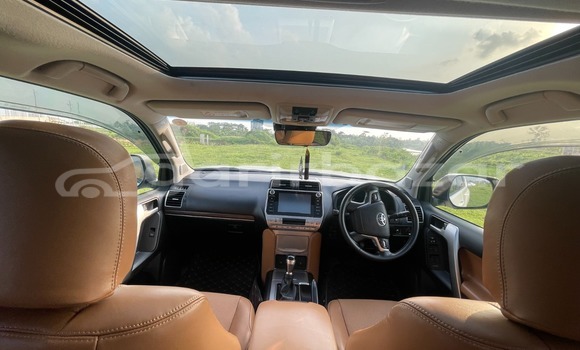 Buy Used 2017 Toyota land cruiser-prado tx limited in Dhaka, Dhaka Buy Used 2017 Toyota land cruiser-prado tx limited in Dhaka, Dhaka