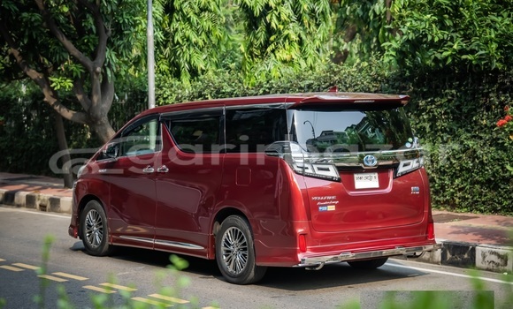 Buy Used 2018 Toyota Vellfire in Dhaka, Dhaka Buy Used 2018 Toyota Vellfire in Dhaka, Dhaka