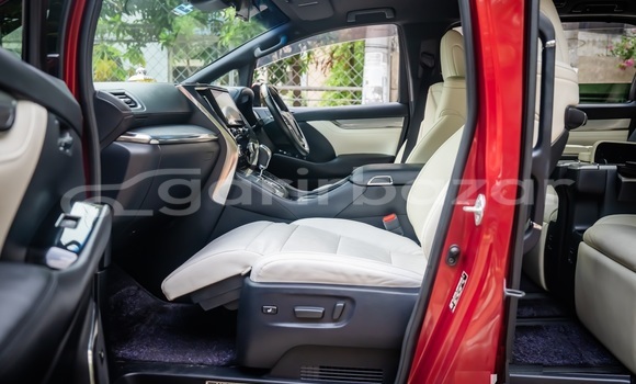Buy Used 2018 Toyota Vellfire in Dhaka, Dhaka Buy Used 2018 Toyota Vellfire in Dhaka, Dhaka